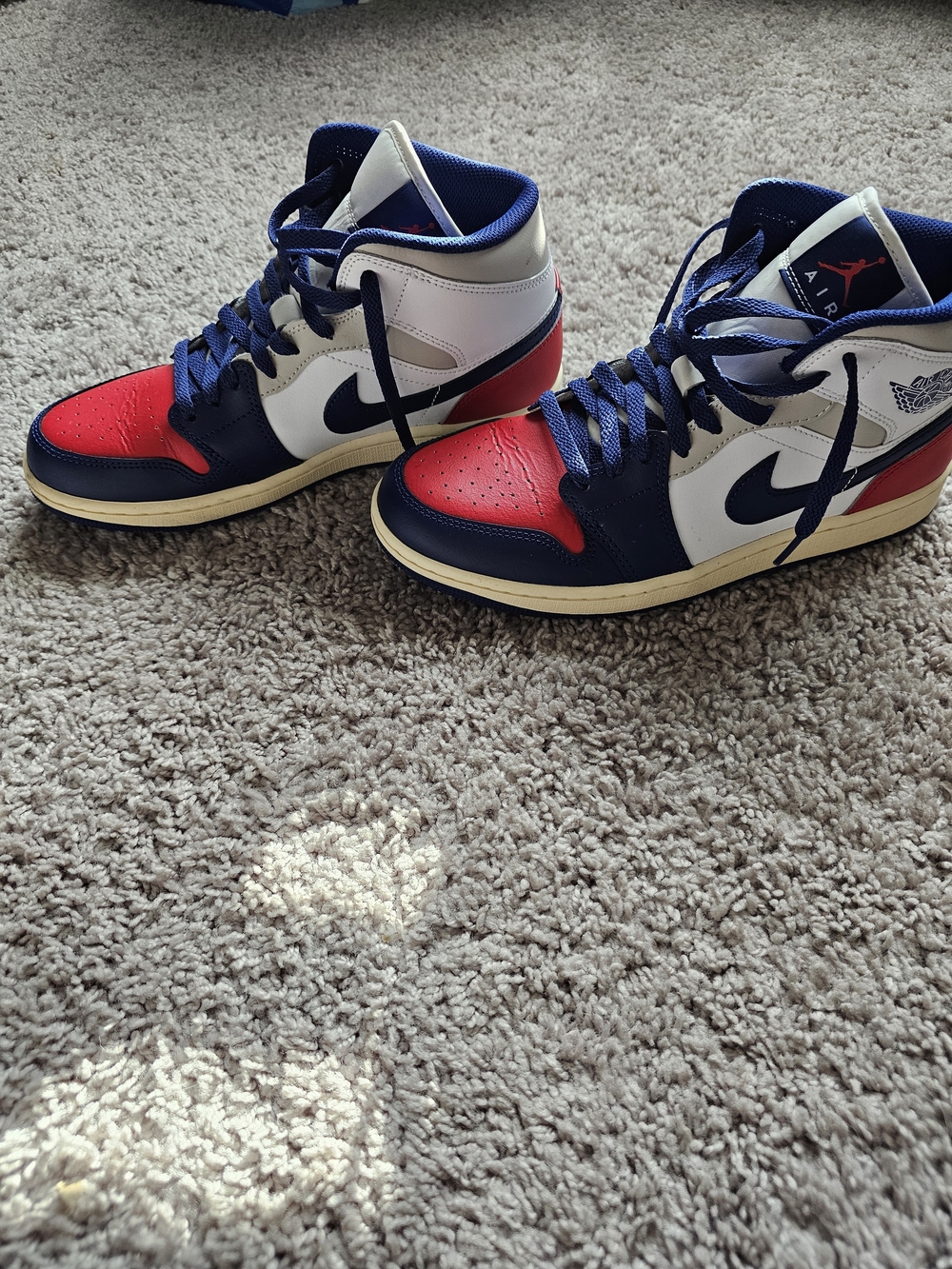 Nike Air Jordan 1 Mid Red White Navy Men’s Size 9 DQ8426-102 - Picture 2 of 7